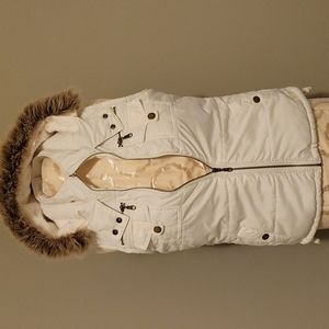 womens white puffer vest with faux fur hood sz M